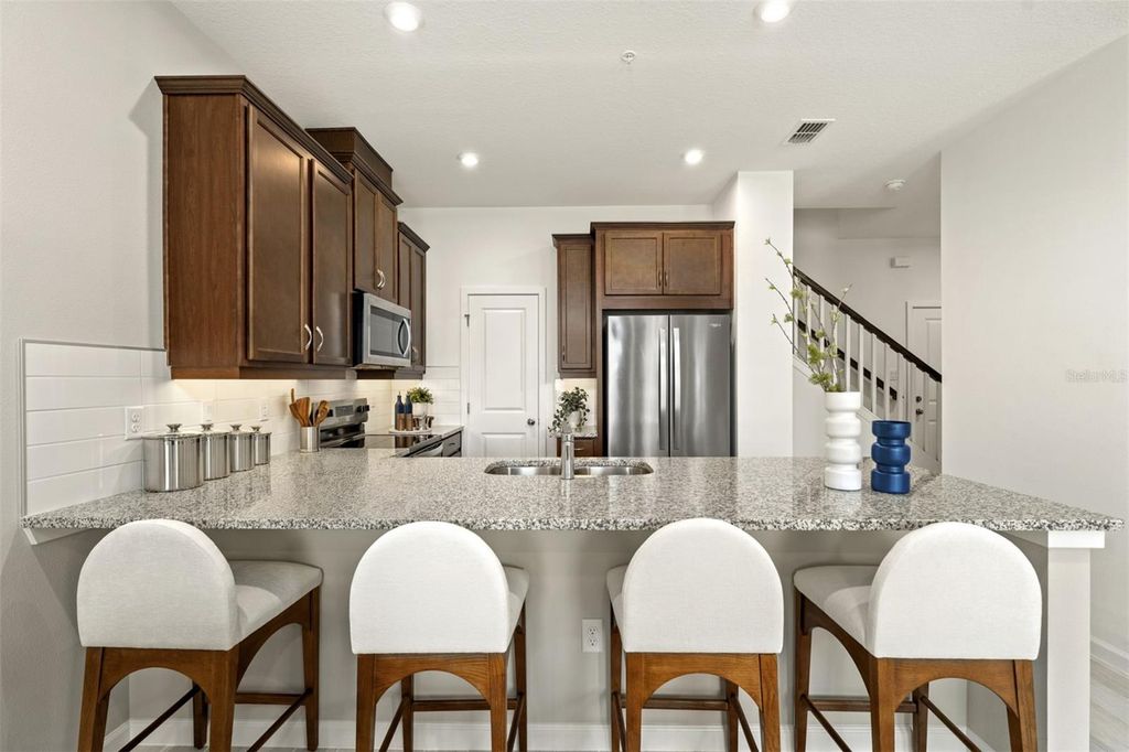 Image 11 of property listing at 9972 RED CANOE ALLEY, Orlando, FL 32832