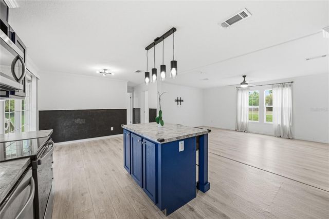 38645 HENRY DRIVE, Zephyrhills, FL 33542