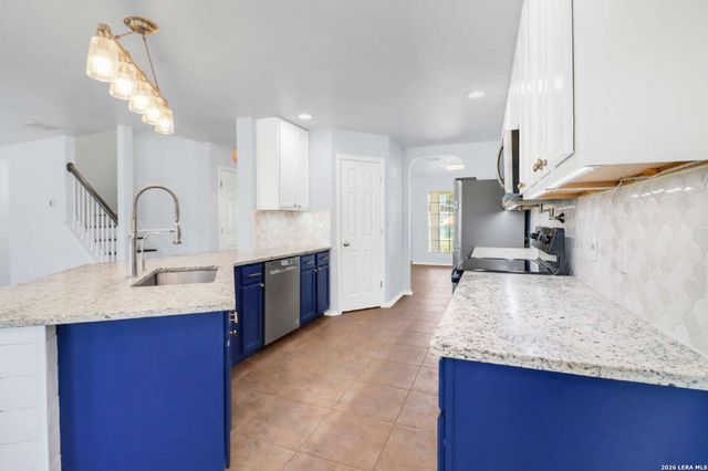 406 Reba, Converse, TX 78109