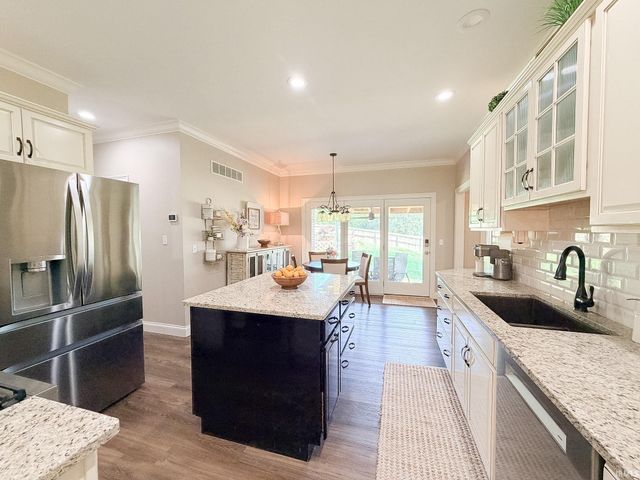 400 Knollview Drive, Evansville, IN 47711