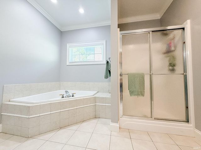 400 Knollview Drive, Evansville, IN 47711