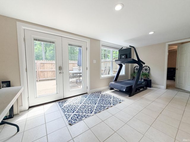 400 Knollview Drive, Evansville, IN 47711