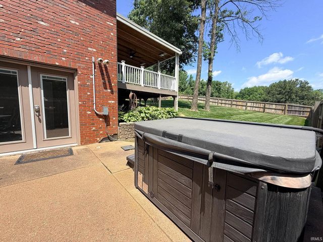 400 Knollview Drive, Evansville, IN 47711