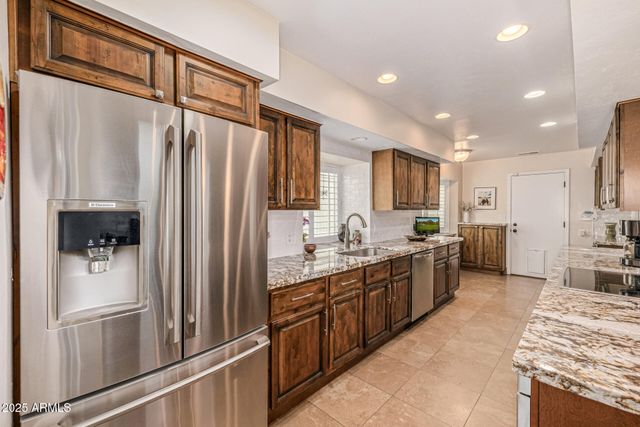 5801 N 25TH Place, Phoenix, AZ 85016