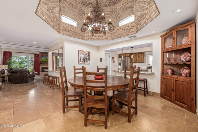 5801 N 25TH Place, Phoenix, AZ 85016