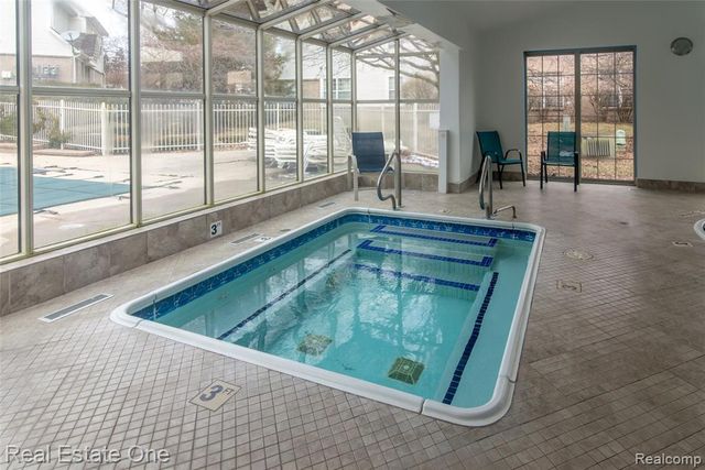 245 Brookwood Drive 16, South Lyon, MI 48178