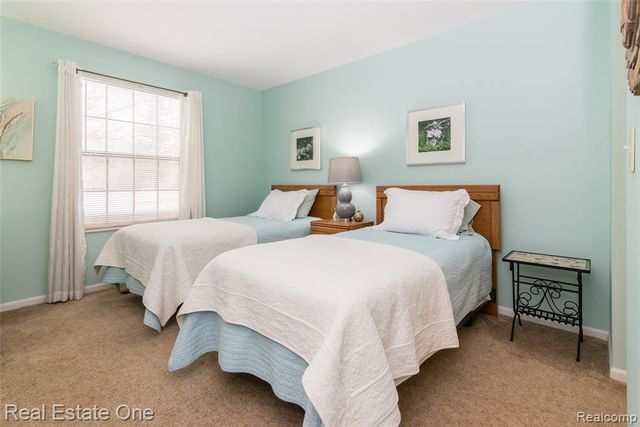 245 Brookwood Drive 16, South Lyon, MI 48178