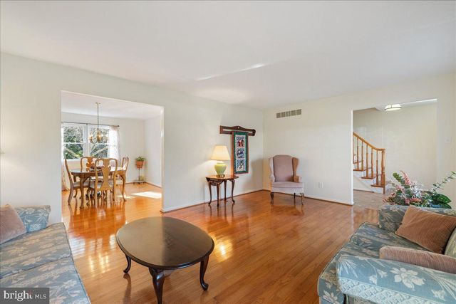 244 HOLLY DR, Chalfont, PA 18914