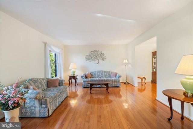 244 HOLLY DR, Chalfont, PA 18914