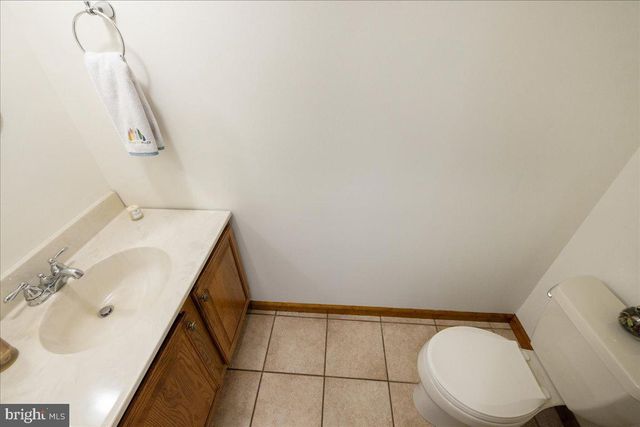 244 HOLLY DR, Chalfont, PA 18914