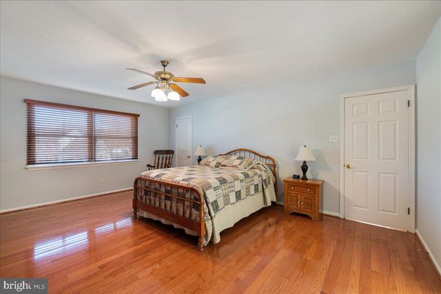 244 HOLLY DR, Chalfont, PA 18914