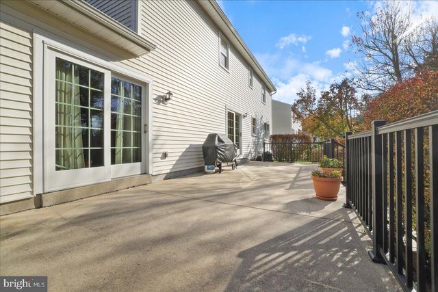 244 HOLLY DR, Chalfont, PA 18914