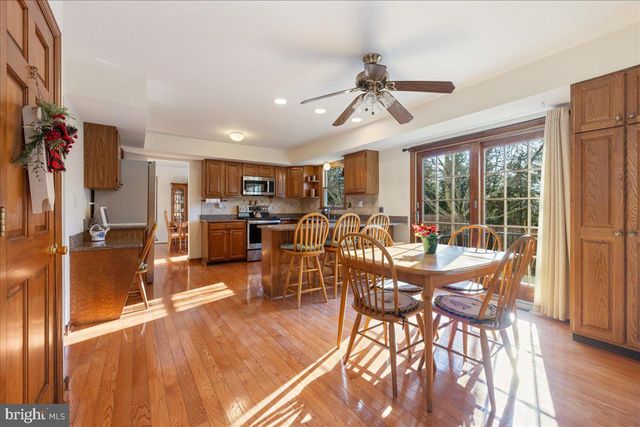 244 HOLLY DR, Chalfont, PA 18914