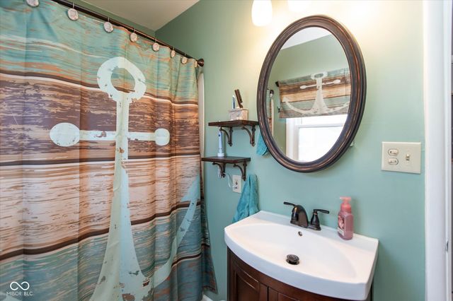 3923 Wildwood Drive, Indianapolis, IN 46239