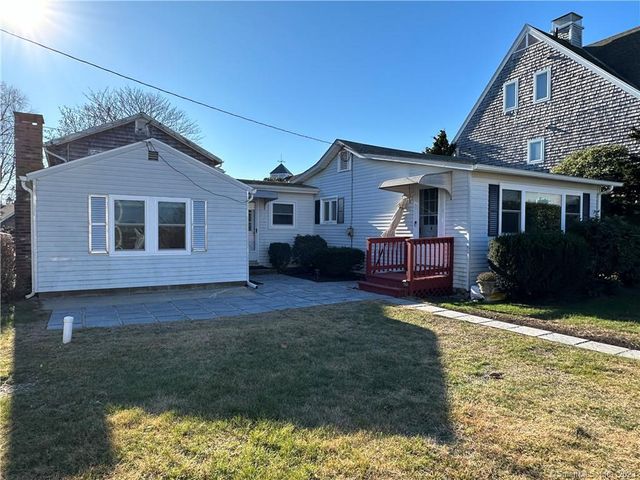 2 Reed Avenue, Waterford, CT 06385
