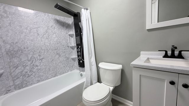 721 Sunfish Point, Schaumburg, IL 60194