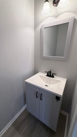 721 Sunfish Point, Schaumburg, IL 60194