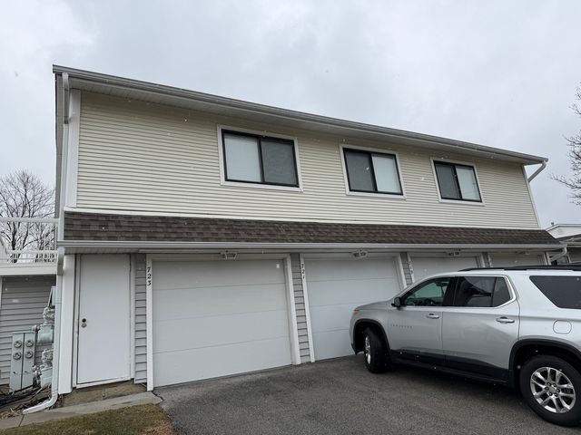 721 Sunfish Point, Schaumburg, IL 60194