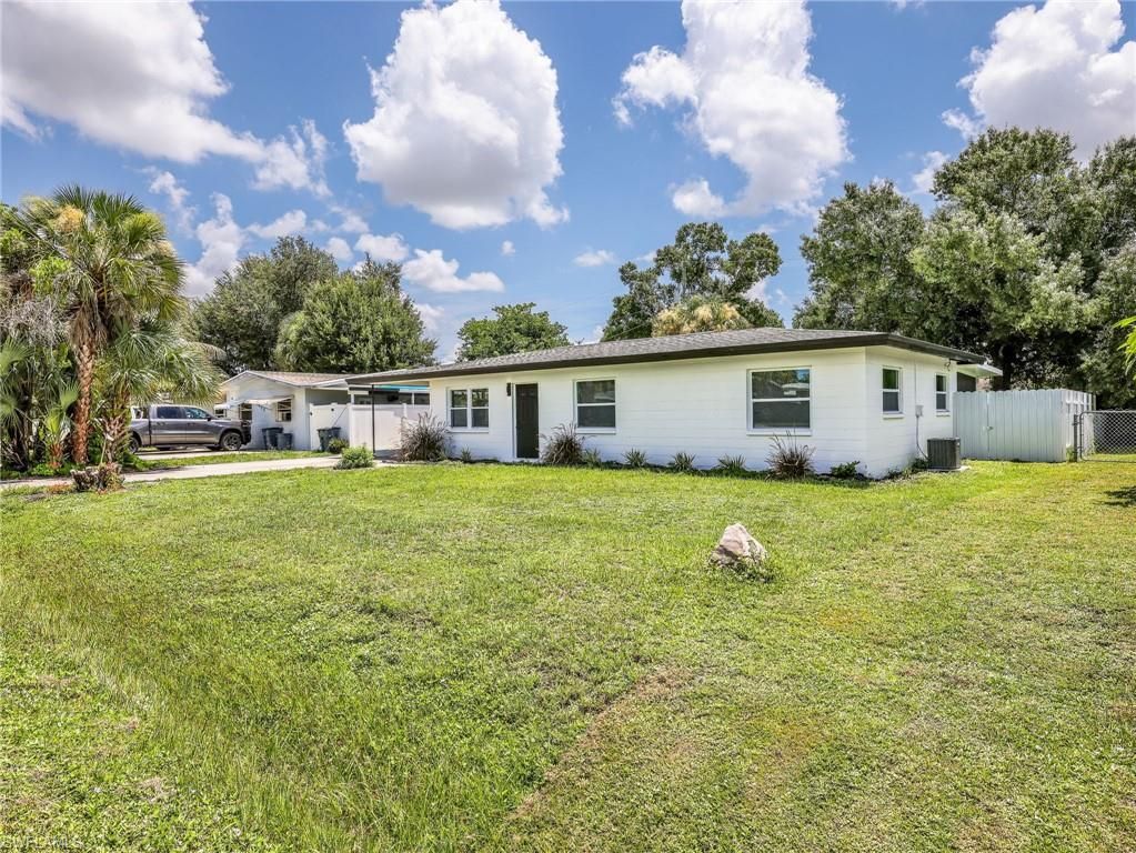 1196 Pine Lake DR, CAPE CORAL, FL 33909 — photo 3