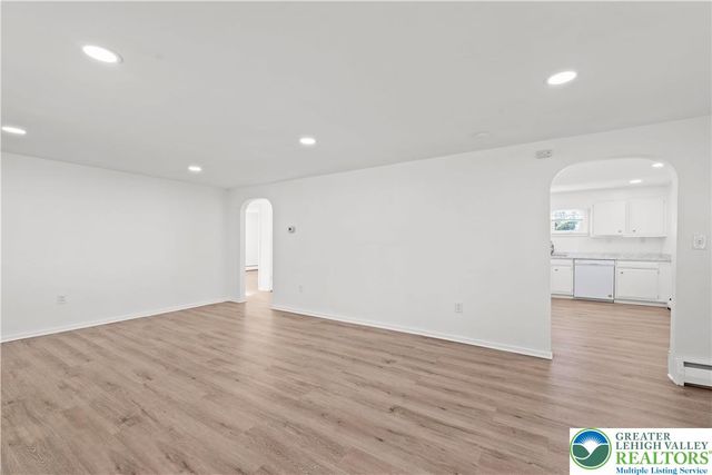 1240 Potomac Street, Allentown City, PA 18103