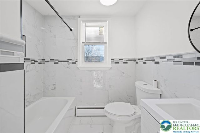 1240 Potomac Street, Allentown City, PA 18103