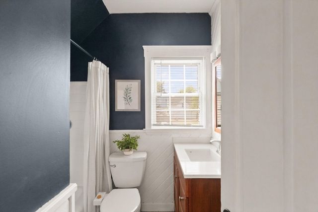 67 Beach Ave, Swampscott, MA 01907