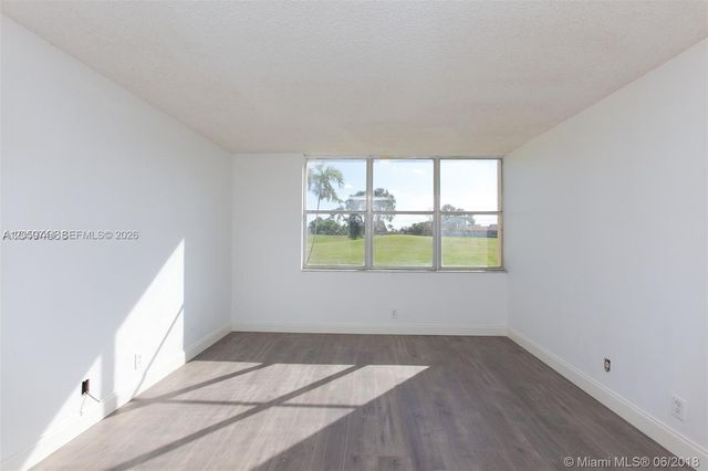 3821 Environ Blvd 107, Lauderhill, FL 33319