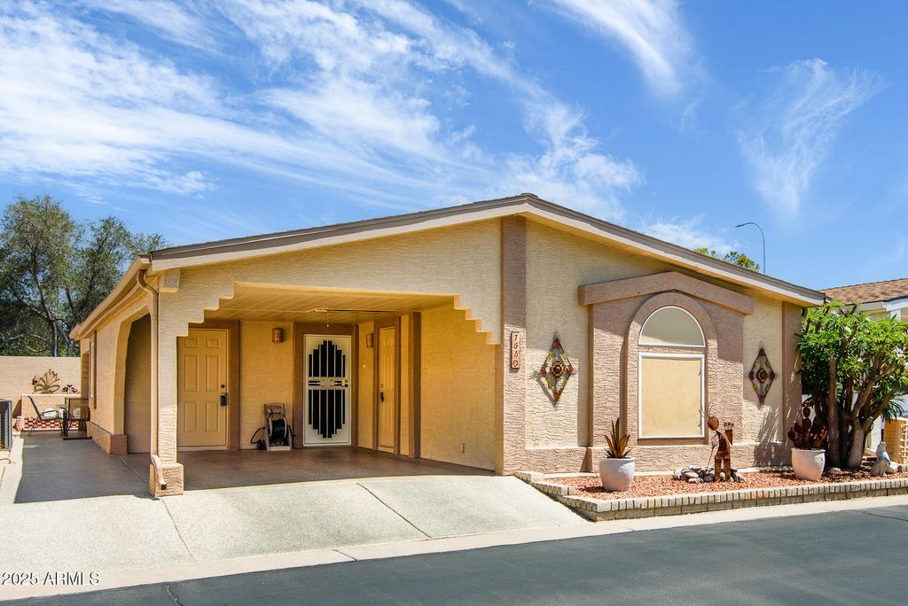 1640 E AUGUSTA Avenue, Chandler, AZ 85249