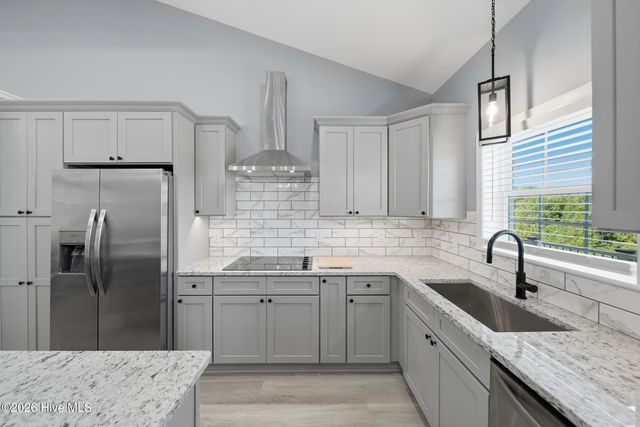 418 Huntington Woods Drive N, Lenoir, NC 28645