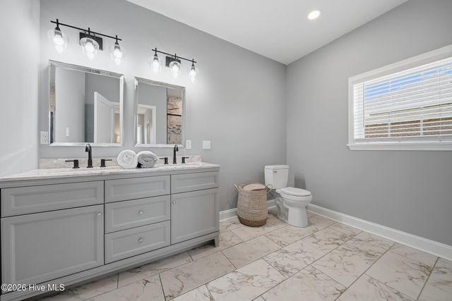 418 Huntington Woods Drive N, Lenoir, NC 28645