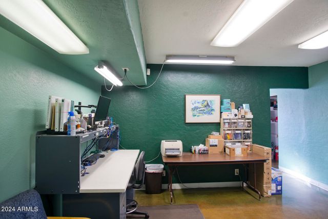 505 E OSBORN Road, Phoenix, AZ 85012