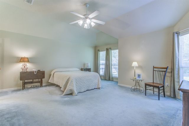 5006 Wedgefield Road, Granbury, TX 76049