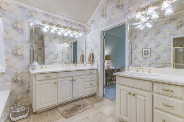 5006 Wedgefield Road, Granbury, TX 76049