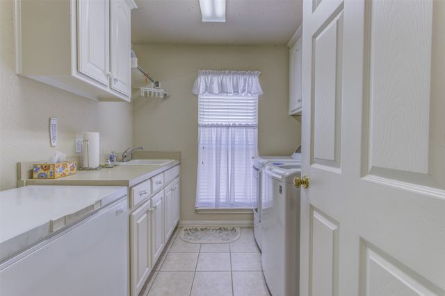 5006 Wedgefield Road, Granbury, TX 76049