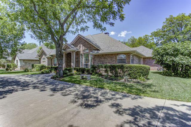 5006 Wedgefield Road, Granbury, TX 76049