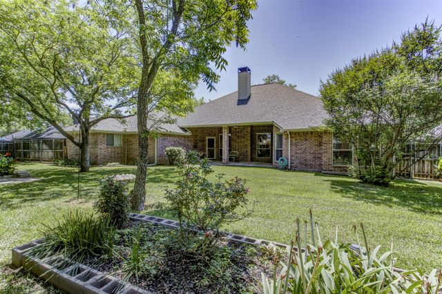 5006 Wedgefield Road, Granbury, TX 76049