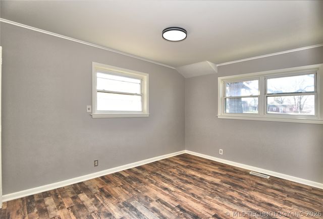 105 E Saddle Rock Road, Sand Springs, OK 74063