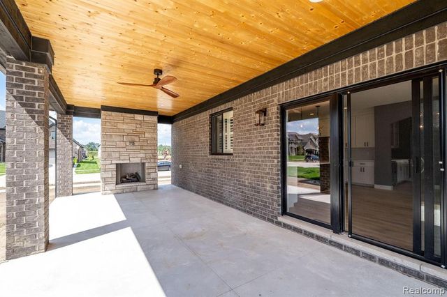 53707 Addington Drive, Macomb, MI 48042