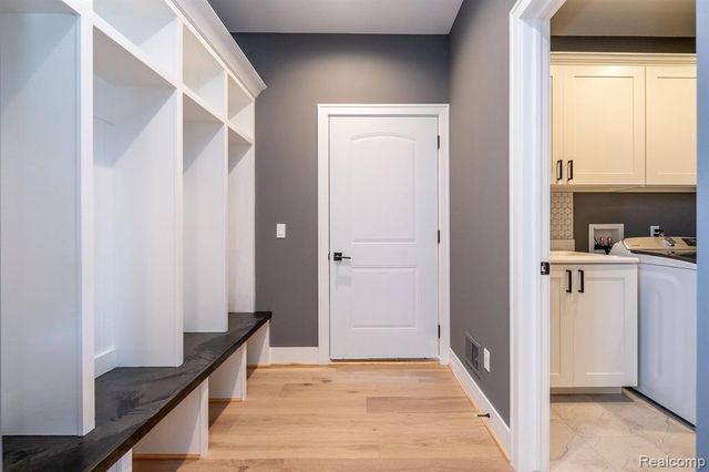 53707 Addington Drive, Macomb, MI 48042