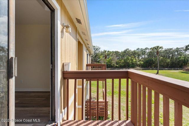 1884 Agora Circle SE 203, Palm Bay, FL 32909