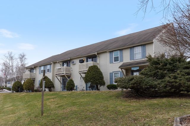 4230 The Terraces Drive, Shelburne, VT 05482