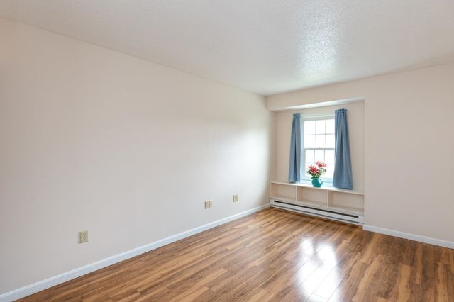 4230 The Terraces Drive, Shelburne, VT 05482