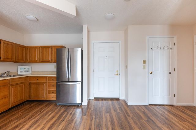 4230 The Terraces Drive, Shelburne, VT 05482