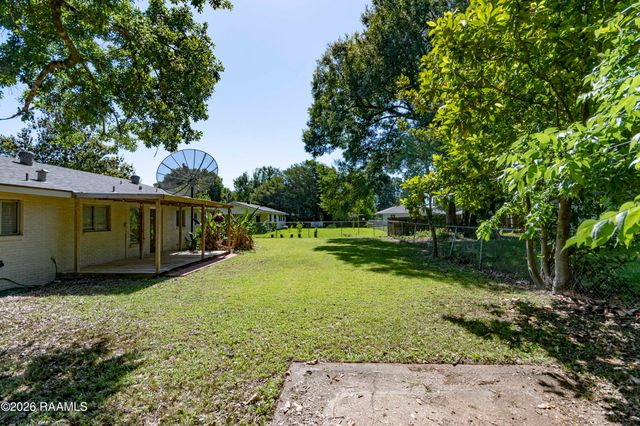 104 William Drive, Lafayette, LA 70508