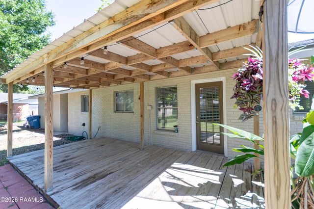 104 William Drive, Lafayette, LA 70508