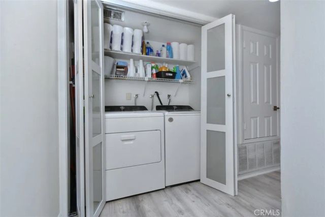 11911 Magnolia Boulevard 16, Valley Village, CA 91607