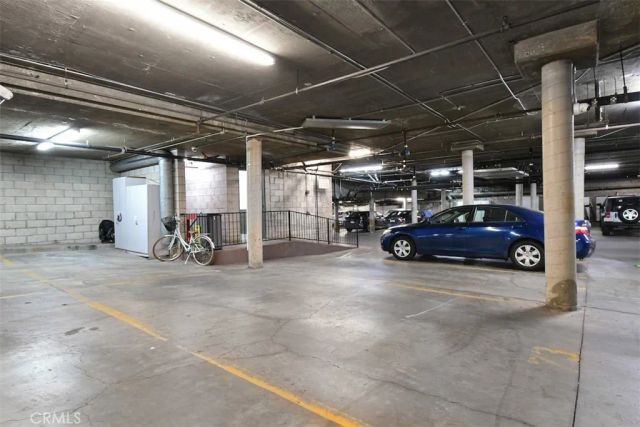 11911 Magnolia Boulevard 16, Valley Village, CA 91607