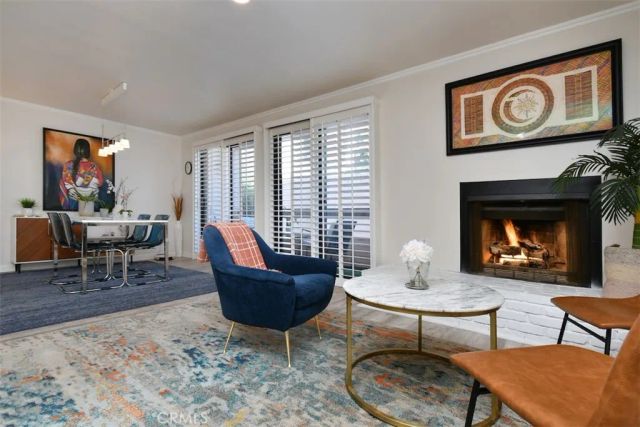 11911 Magnolia Boulevard 16, Valley Village, CA 91607