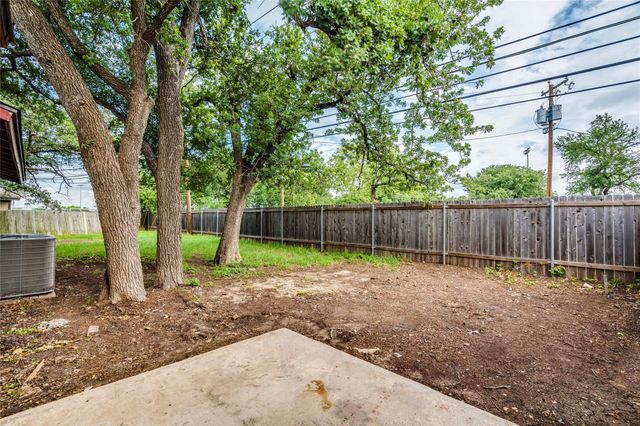 1306 Glenda DR A, Round Rock, TX 78681