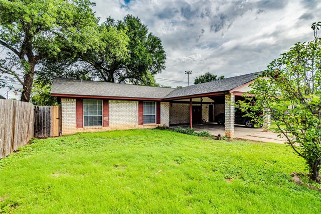 1306 Glenda DR A, Round Rock, TX 78681
